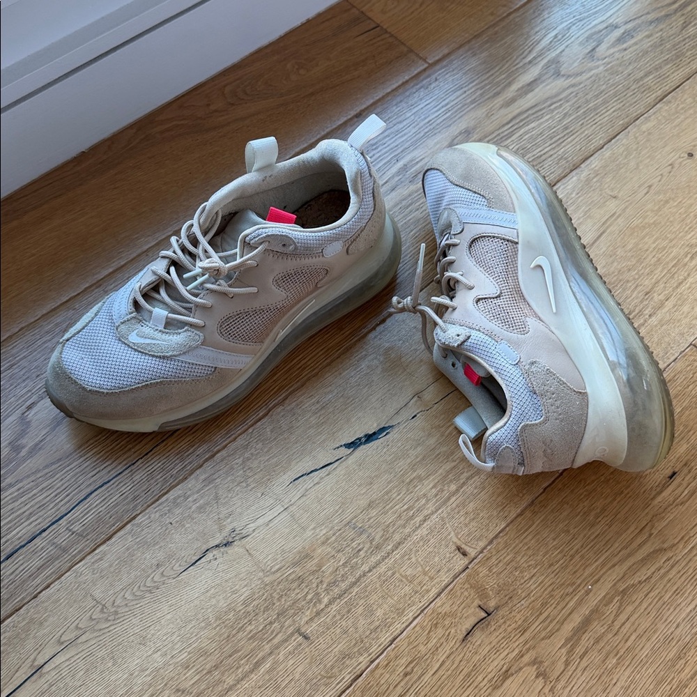Nike Beige and Gray Sneakers Airmax 720s